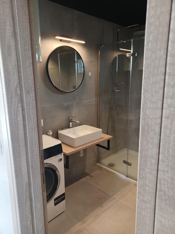 Apartments Andrea Jesenice  Dış mekan fotoğraf