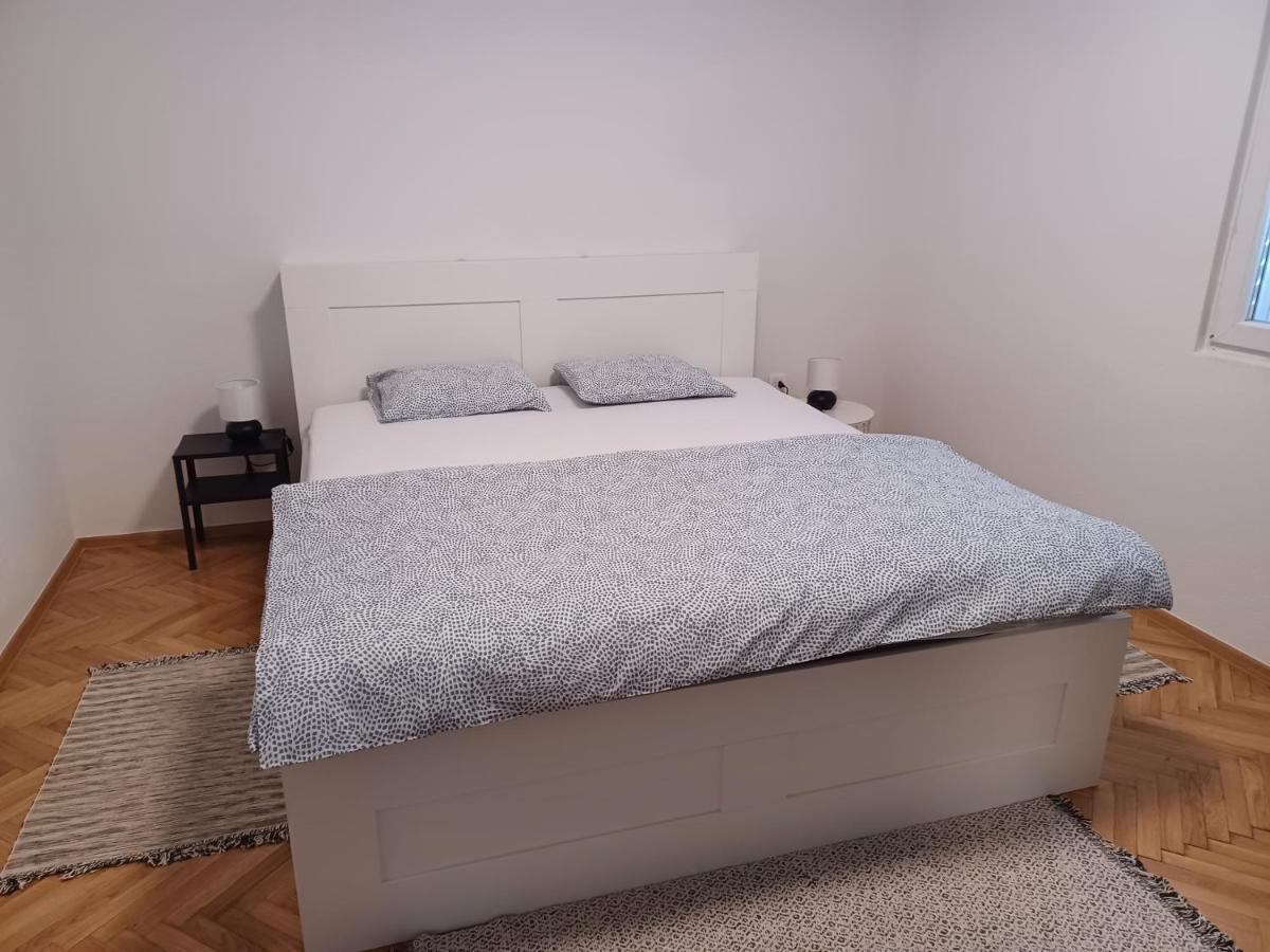 Apartments Andrea Jesenice  Dış mekan fotoğraf