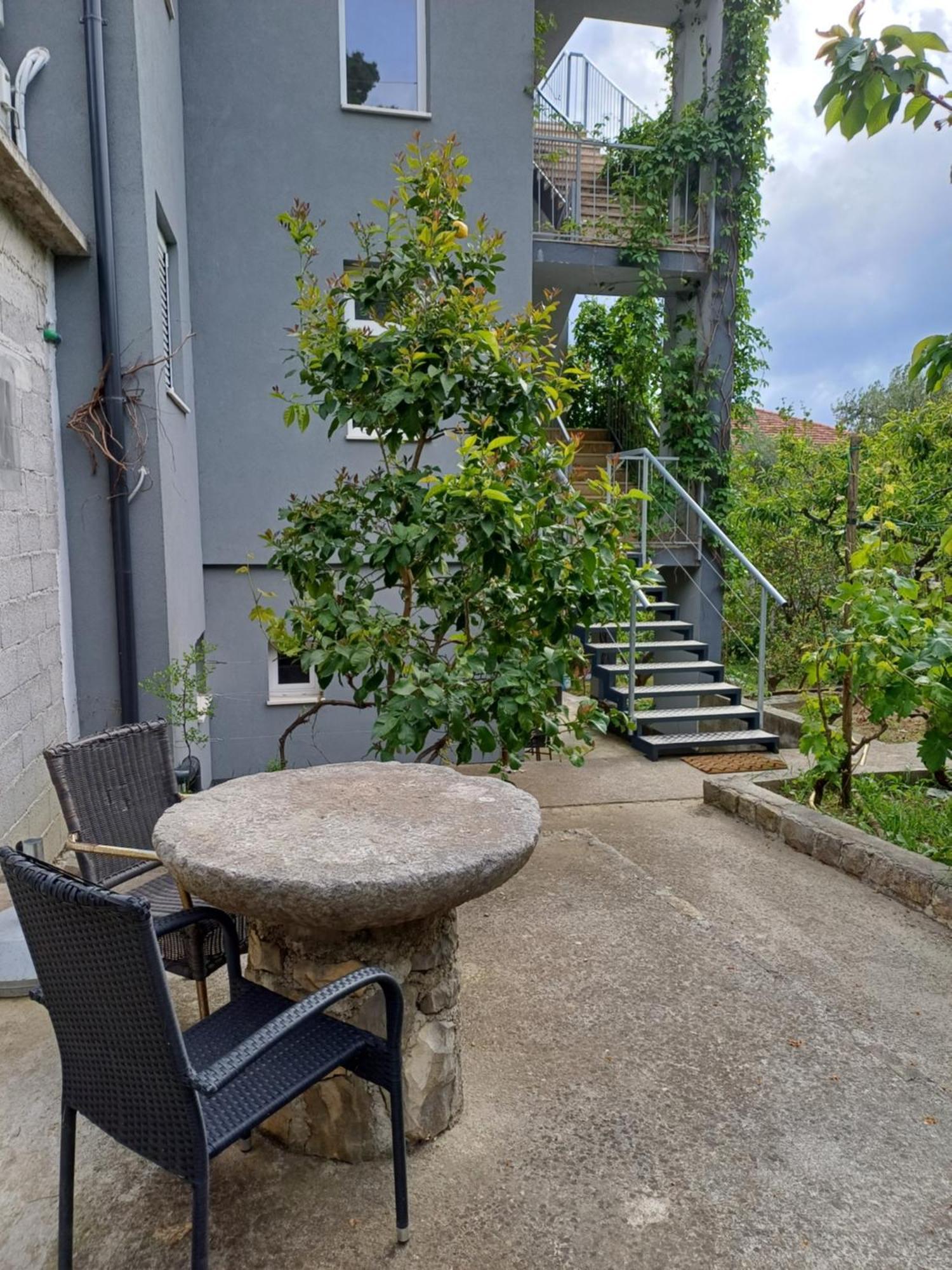 Apartments Andrea Jesenice  Dış mekan fotoğraf