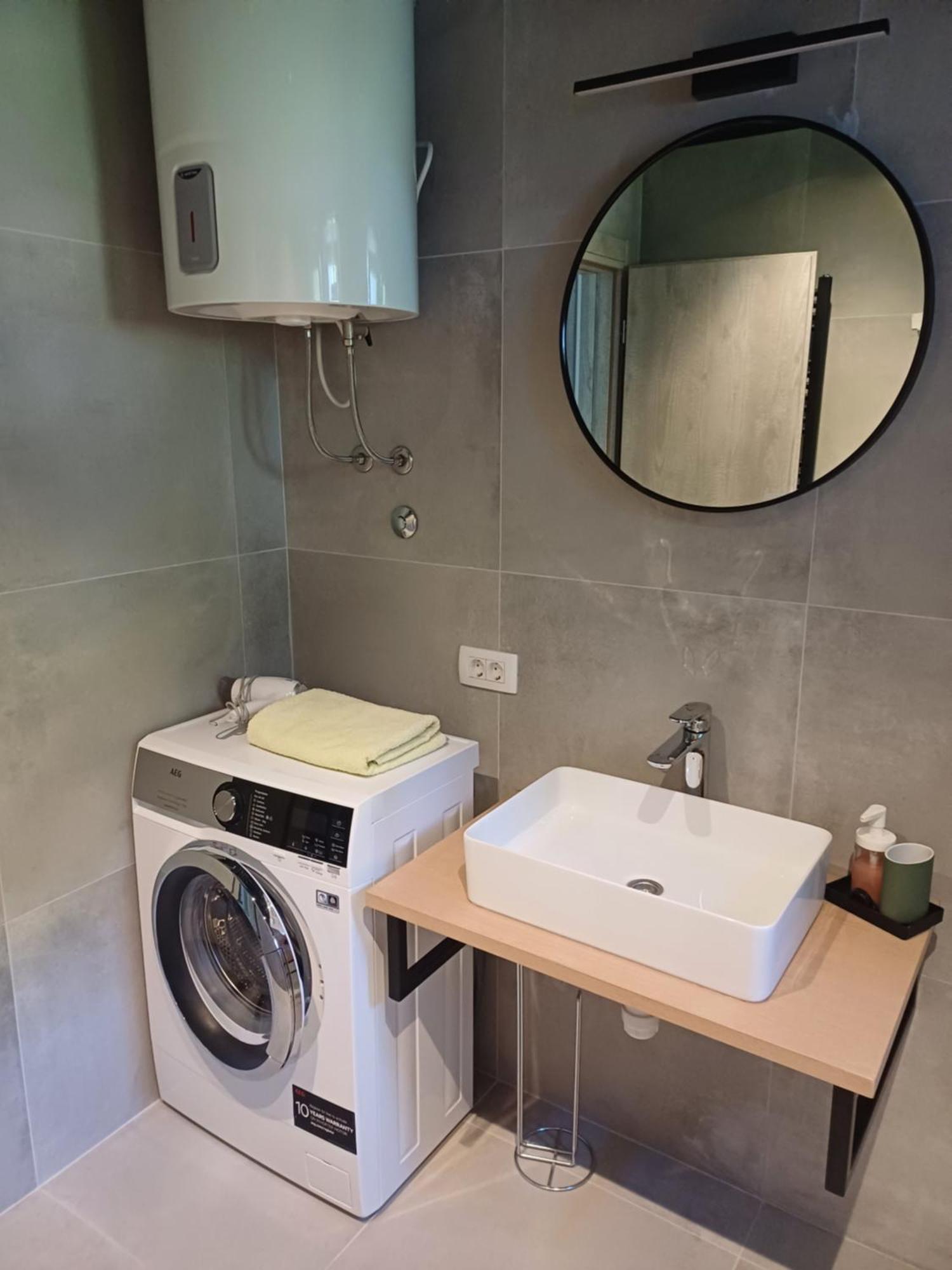 Apartments Andrea Jesenice  Dış mekan fotoğraf